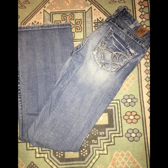 BKE Jeans - Picture 2 of 4